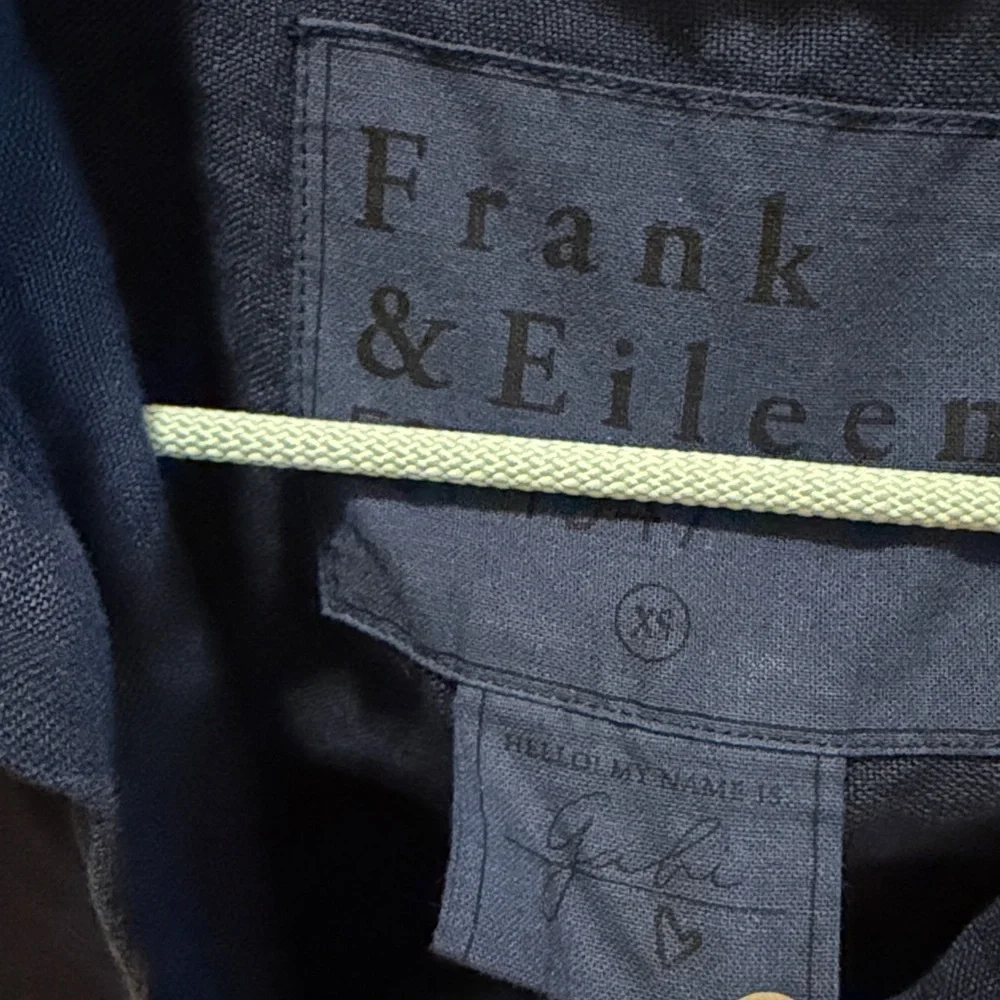 Frank & Eileen Gabi Popover Shirt in Navy - Picture 7 of 7